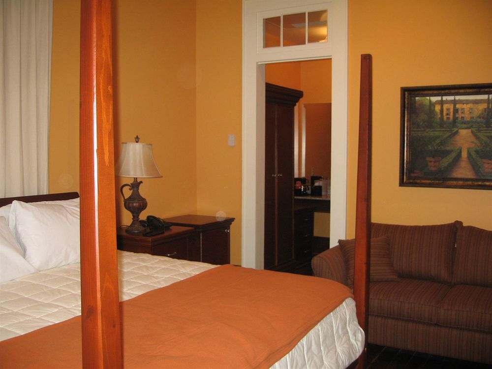 The Prytania Oaks Hotel New Orleans Exterior photo